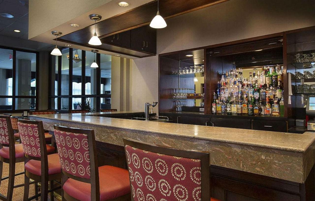 Doubletree By Hilton Charlotte Airport Hotel Exterior foto