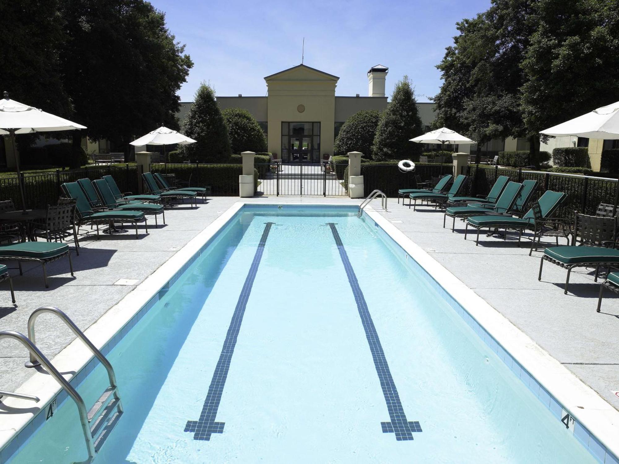 Doubletree By Hilton Charlotte Airport Hotel Exterior foto